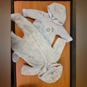 Baby Baby unisex snow suit. (EBS)